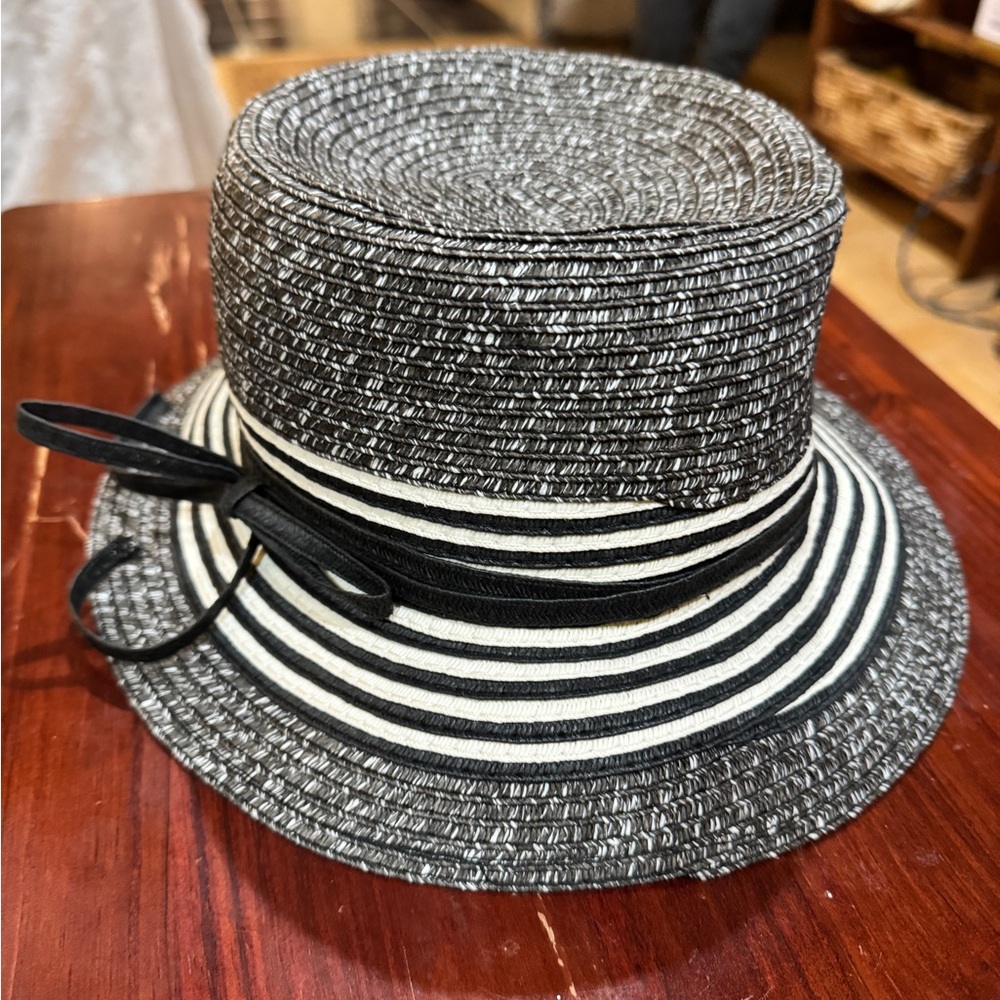 Laundry By Shelli Segal Black and White Striped Hat